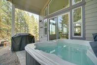 Lain-lain New Meadows Golf Resort Vacation Rental w/ Hot Tub