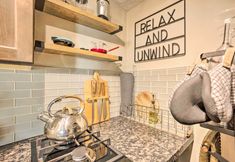 Lain-lain 6 Dock Access + Rooftop Deck: Cabin on Lake Conroe