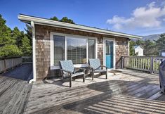 Others 2 Private Rockaway Beach Retreat: 2 Blocks to Ocean!