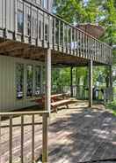 Imej utama Waupaca Lakefront Home w/ Pool Table & Dock!