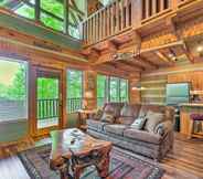 Khác 3 'living Waters Lodge' w/ Deck & Fireplace!