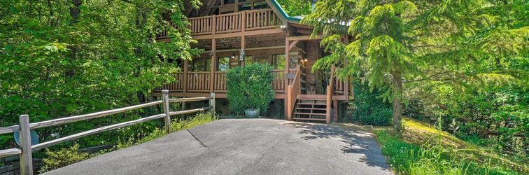 Others 'living Waters Lodge' w/ Deck & Fireplace!