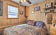 Lain-lain 2 Secluded Remer Cabin w/ Lake Access!