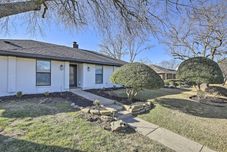 Lainnya Stunning Plano Home w/ Private Pool & Hot Tub