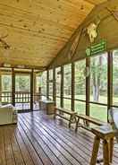 Imej utama Scenic Cabin on 2 Acres Near Lake Holcombe Marina!