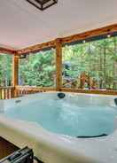 Imej utama Albrightsville Retreat w/ Private Hot Tub!