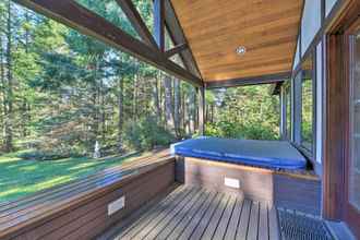 Lain-lain 4 Camano Island Family House w/ Hot Tub & Deck!