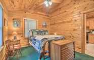 Others 6 Charming Austin Cabin on 96 Acres of Land!