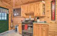 Others 3 Charming Austin Cabin on 96 Acres of Land!