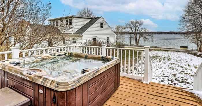 Lainnya Canandaigua Vacation Rental w/ Hot Tub