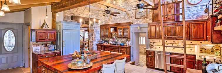 Others 7-acre Stone Manor w/ Pool + Hot Tub Built in 1787