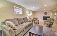 Lainnya 6 Cozy North Bend Getaway in Walkable Location!