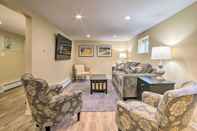 Lainnya Cozy North Bend Getaway in Walkable Location!