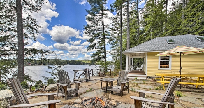 Others Lakefront Cottage: Boat Dock, Patio & Kayaks!