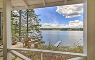 Others 4 Lakefront Cottage: Boat Dock, Patio & Kayaks!