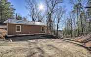 Others 2 Modern Cabin w/ Fire Pit < 3 Mi to Trails!