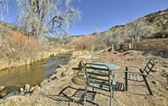 Others 2 Mom's Place in Jemez: Cozy Home, 1mi to Hot Spring