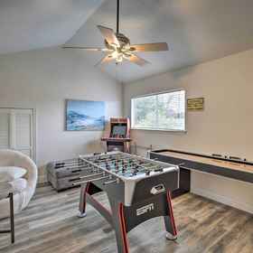 Interior 1 Private Pool & Hot Tub: Richardson Family Retreat!, ArtCentre of Plano Hotels