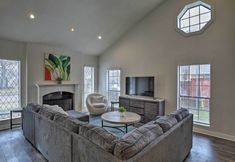 Others 4 Private Pool & Hot Tub: Richardson Family Retreat!