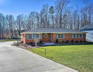 Lain-lain 2 Ranch-style Home 7 Mi to Downtown Greensboro!