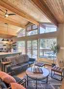 Imej utama Stylish, Serene Angel Fire Cabin w/ Hot Tub!