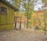 Lain-lain 4 'wyatt Earp Cabin' w/ Deck, 1 Mi to Raystown Lake!