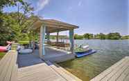 Lainnya 5 Waterfront Lake Home w/ Deck - New Renovations!