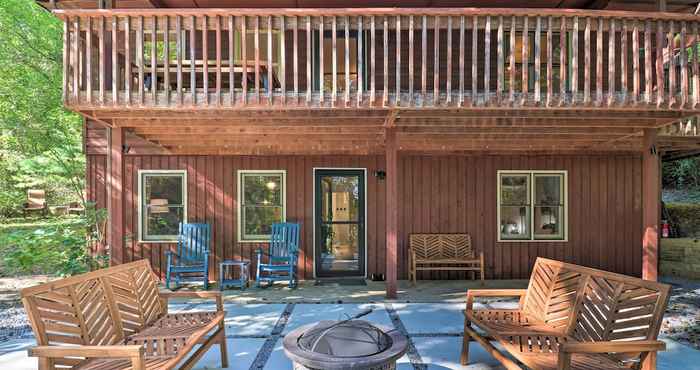 Others Weaverville Home w/ Wraparound Deck & Fire Pit!