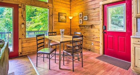 其他 2 A Beautiful View Cabin: Game Room & Hot Tub