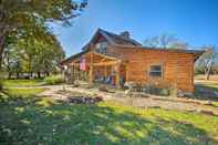 Khác Caddo Log Cabin Retreat w/ Updated Interior!