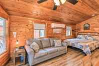 Lain-lain Beautiful New Bern Studio Cabin w/ Fire Pit!