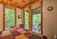 Others 3 Robbinsville Cabin w/ Deck: 3 Mi to Fontana Lake!