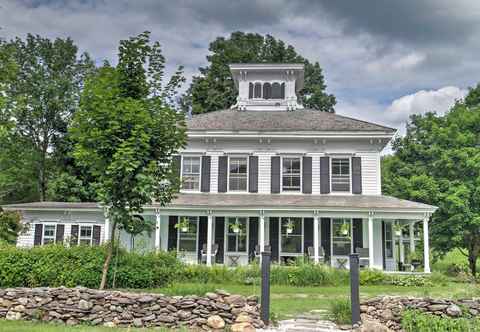 Khác Gorgeous Victorian-style House w/ Hilltop Pool!