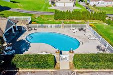 Others Home w/ Community Pool - 2 Miles to The Island!