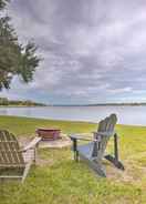 ภาพหลัก Modern Lake Conroe House w/ Lakefront Park & Deck!