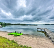 Others 5 Lakefront Spicer Cabin w/ Dock & 2 Kayaks!