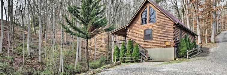 Others Bryson City Vacation Rental w/ Hot Tub & Fire Pit!