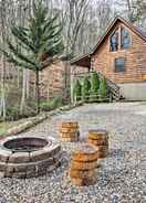 Imej utama Bryson City Vacation Rental w/ Hot Tub & Fire Pit!