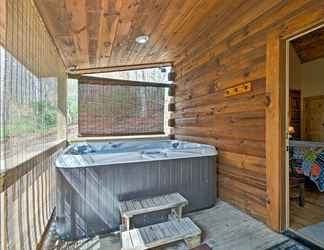 Lain-lain 2 Bryson City Vacation Rental w/ Hot Tub & Fire Pit!