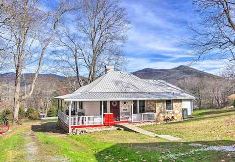 Others Picturesque Family Farmhouse Near Asheville!