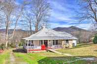 Others Picturesque Family Farmhouse Near Asheville!