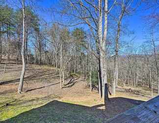 Others 2 Smoky Mountain Vacation Rental w/ Deck!