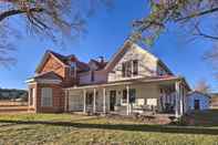 Others Peaceful Luna Farmhouse With Wraparound Porch!