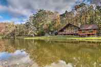 Others Secluded Cabin w/ Boats, <6 Mi to Jenny Jump!