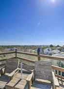 Imej utama Spacious Kill Devil Hills Getaway w/ 3 Decks!