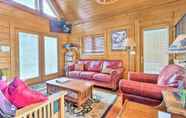 Lainnya 5 Spacious Fairplay Cabin w/ Deck & Dry Sauna!