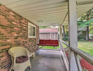 Lainnya 2 Pet-friendly Taylor Home w/ Backyard Oasis!