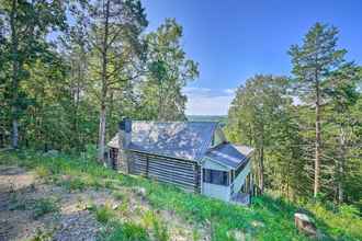 Others 4 Pet-friendly Speedwell Cabin, 1 Mi to Water!