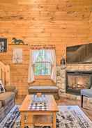 Imej utama Rustic Cabin w/ Fireplace: Pets Welcome!