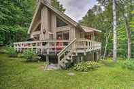 Others Woodsy Cabin w/ Fire Pit ~ 8 Mi to Mount Snow